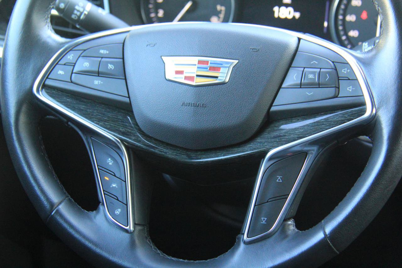 Used 2021 Cadillac XT5 Premium Luxury AWD/4WD image 12