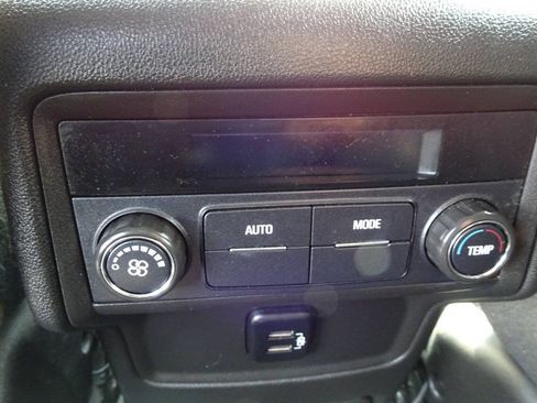 Used 2018 GMC Acadia SLE w/ Driver Alert Package I AWD/4WD image 19