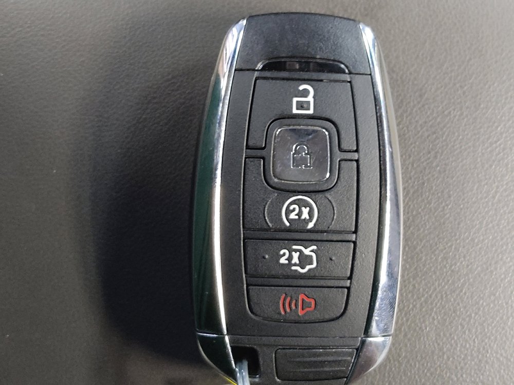Used 2019 Lincoln Nautilus Reserve FWD image 32