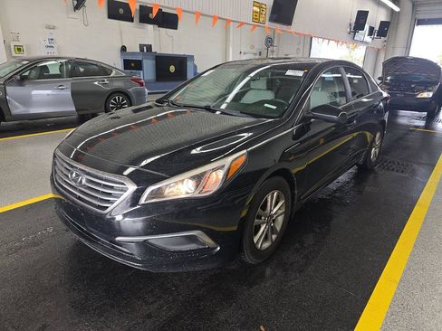 Used 2017 Hyundai Sonata SE FWD image 1