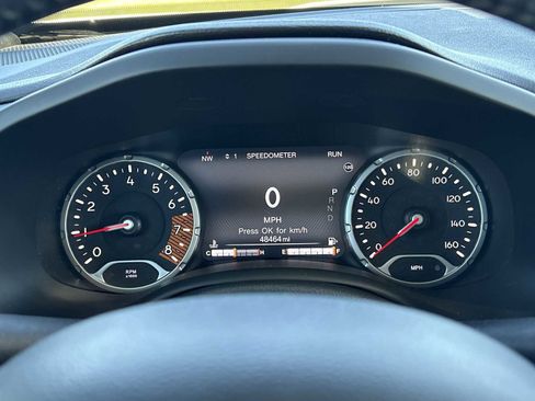 Used 2019 Jeep Renegade Limited w/ Quick Order Package 22P AWD/4WD image 22