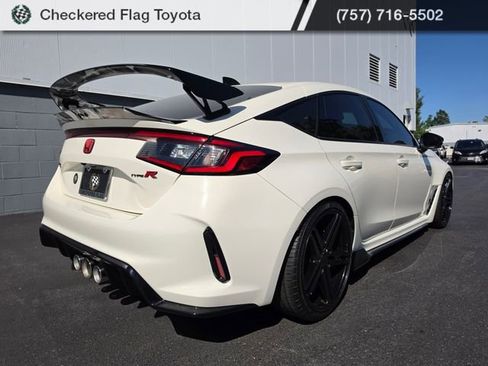 Used 2024 Honda Civic Type R image 7