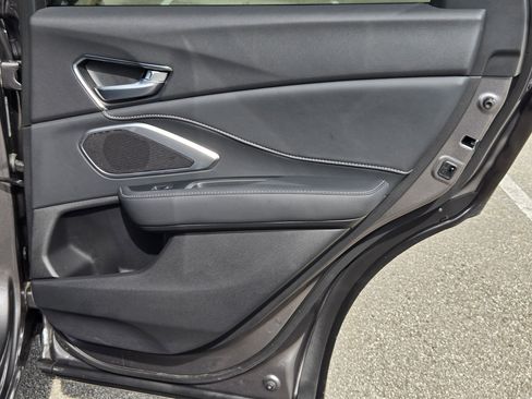 Used 2025 Acura RDX SH-AWD image 26