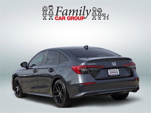 Used 2024 Honda Civic Sport image 3