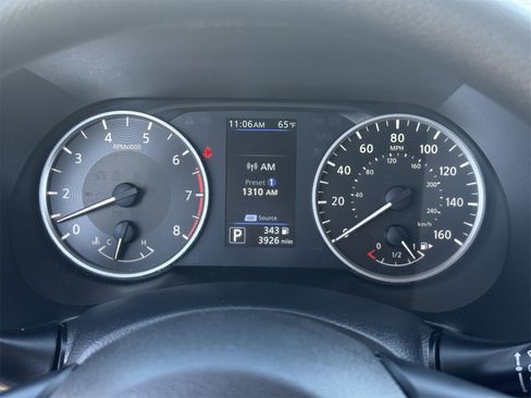 Certified 2025 Nissan Sentra S image 32