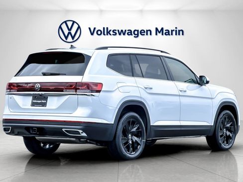 New 2026 Volkswagen Atlas SE image 5