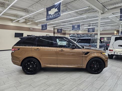 Used 2017 Land Rover Range Rover Sport HSE Dynamic image 6