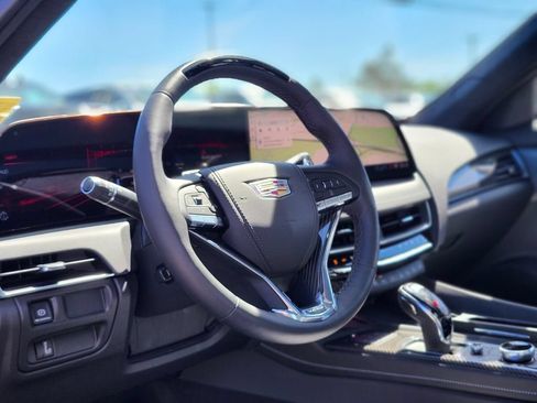 Used 2025 Cadillac CT5 V Blackwing w/ Super Cruise 1 Package RWD image 17