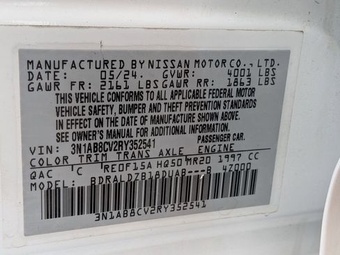 Used 2024 Nissan Sentra SV w/ SV Premium Package FWD image 29