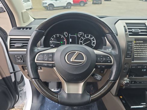 Used 2021 Lexus GX 460 Premium image 16