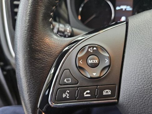 Used 2018 Mitsubishi Outlander LE FWD image 29