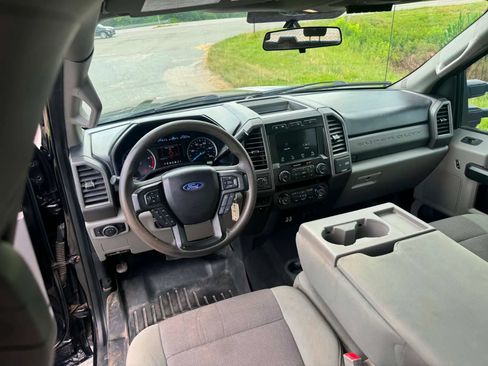 Used 2019 Ford F350 XL w/ STX Appearance Package AWD/4WD image 11