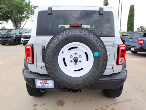 New 2026 Ford Bronco Heritage Edition AWD/4WD image 22