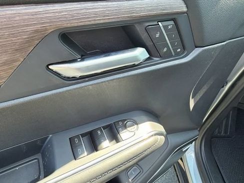 New 2026 GMC Acadia Denali w/ Super Cruise Package AWD/4WD image 16
