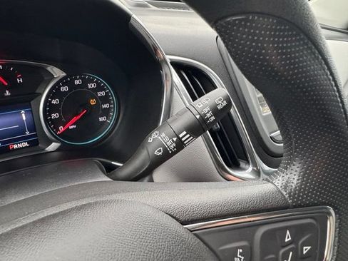Used 2019 Chevrolet Equinox LT AWD/4WD image 30
