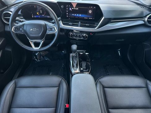 Used 2025 Chevrolet Trax ACTIV w/ Driver Confidence Package FWD image 15