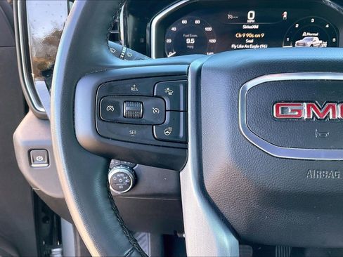 Used 2025 GMC Sierra 1500 SLT image 12