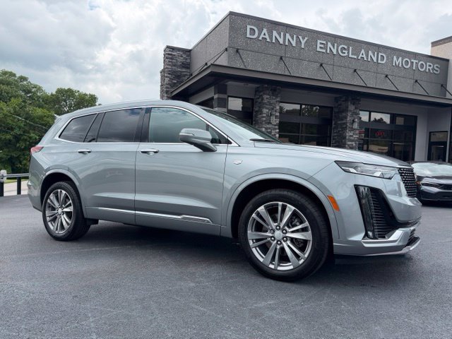Used 2024 Cadillac XT6 Premium Luxury w/ LPO, Floor Liner Package AWD/4WD image 22