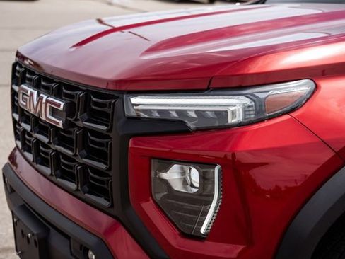 Used 2024 GMC Canyon Elevation w/ Convenience Package AWD/4WD image 14