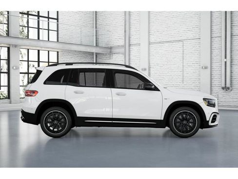 New 2026 Mercedes-Benz GLB 35 AMG 4MATIC image 2