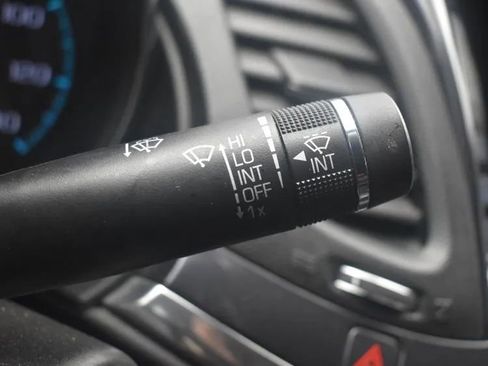 Used 2017 Chevrolet Impala LT image 24