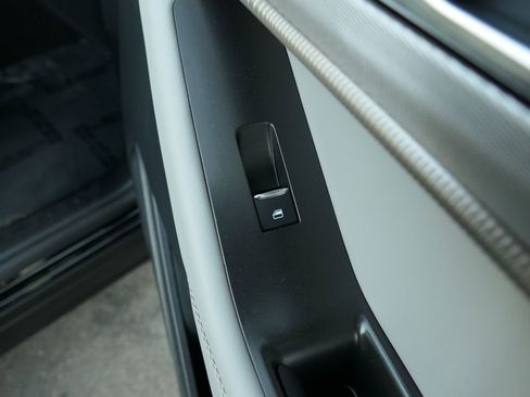 Used 2026 Ford Explorer Active w/ Active Comfort Package image 28