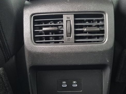 Used 2024 Nissan Rogue SV AWD/4WD image 14
