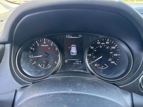 Used 2017 Nissan Rogue Sport SV image 12