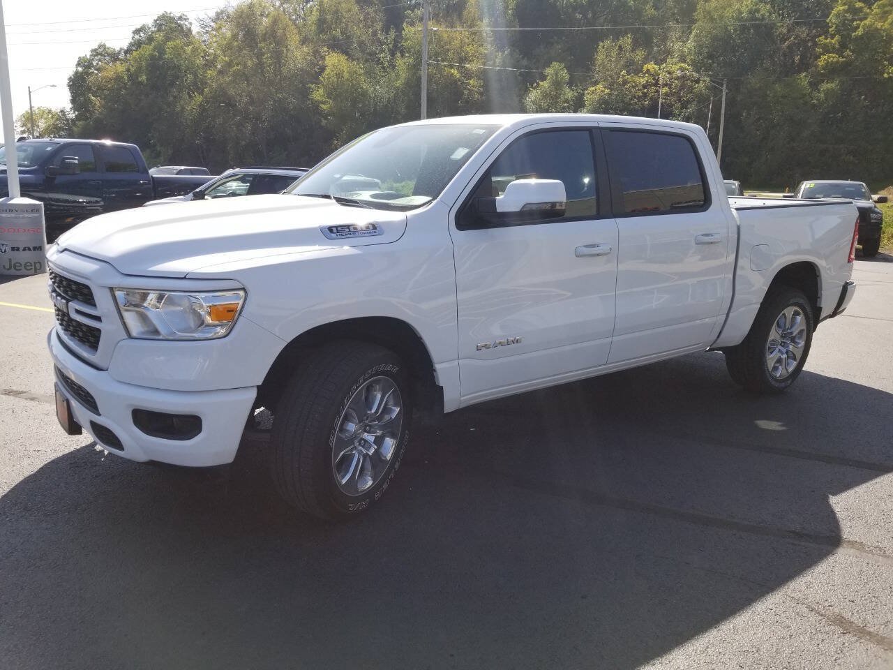 Used 2024 RAM 1500 Big Horn AWD/4WD image 4