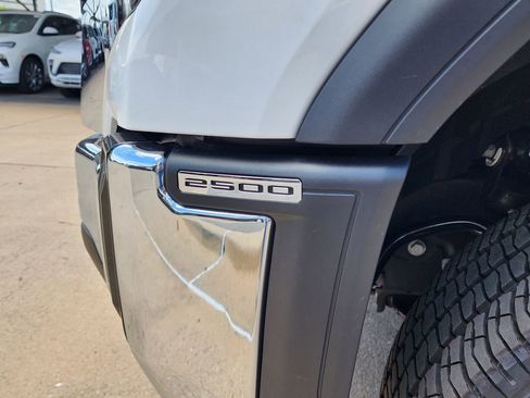 New 2026 GMC Sierra 2500 Pro w/ Max Trailering Package AWD/4WD image 11