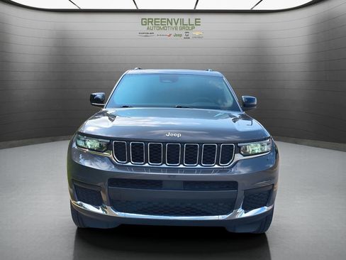 Used 2024 Jeep Grand Cherokee L Laredo image 12