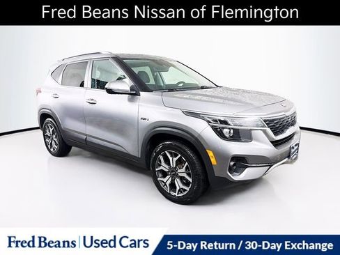 Used 2021 Kia Seltos EX AWD/4WD image 1