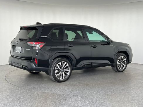 New 2026 Subaru Forester Touring AWD/4WD image 4