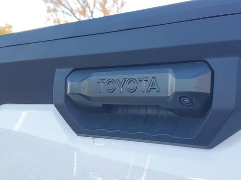 New 2026 Toyota Tundra SR5 image 7