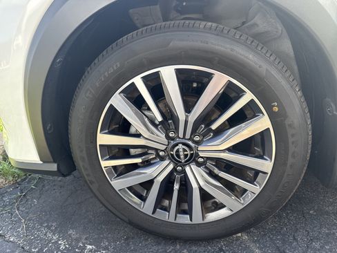 Used 2023 Nissan Kicks SV image 24