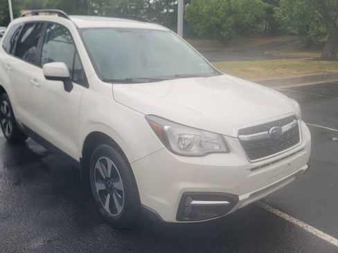 Used 2018 Subaru Forester 2.5i Premium AWD/4WD image 10