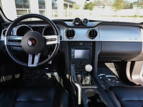 Used 2006 Ford Mustang GT Premium image 16