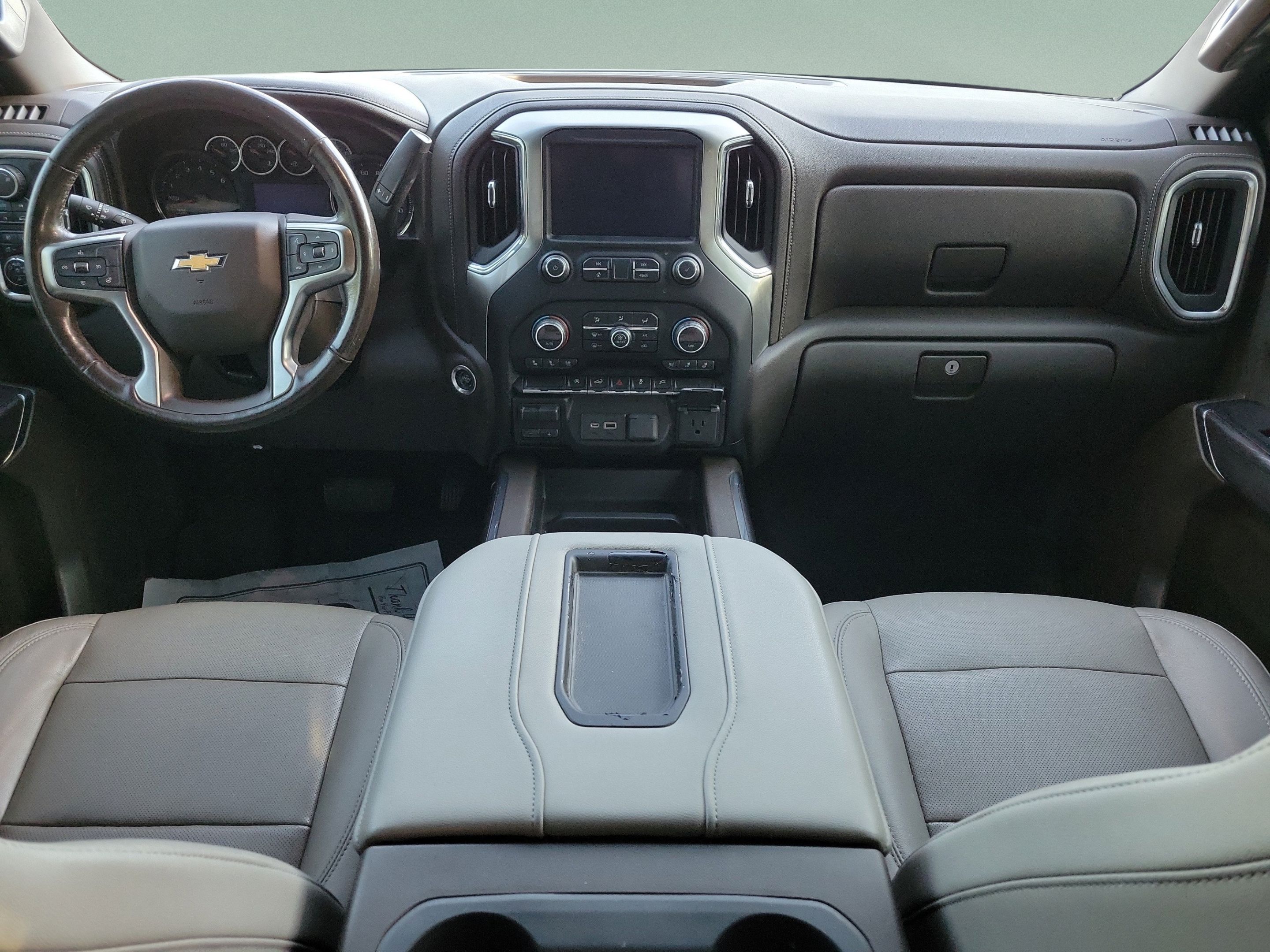 Used 2019 Chevrolet Silverado 1500 LTZ w/ LTZ Convenience Package AWD/4WD image 7