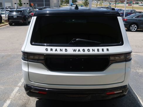 Used 2024 Jeep Grand Wagoneer Series III w/ Quick Order Packagew 28T AWD/4WD image 14