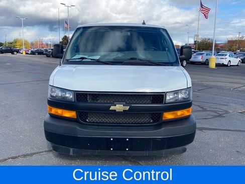 Certified 2022 Chevrolet Express 2500 Extended image 3