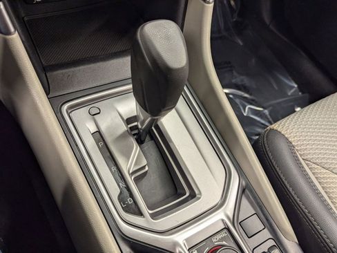 Used 2020 Subaru Forester Premium image 14