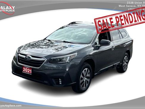 Used 2021 Subaru Outback Premium image 1