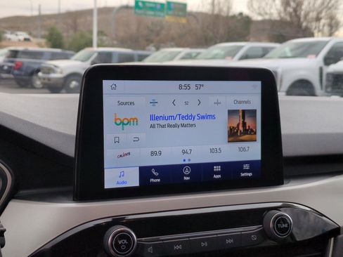 Used 2022 Ford Escape SEL image 22