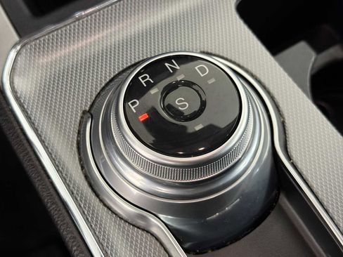 Used 2021 Ford Edge SEL w/ Convenience Package image 33