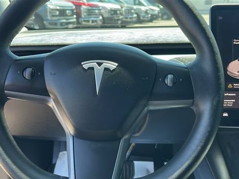 Used 2022 Tesla Model 3 RWD image 17