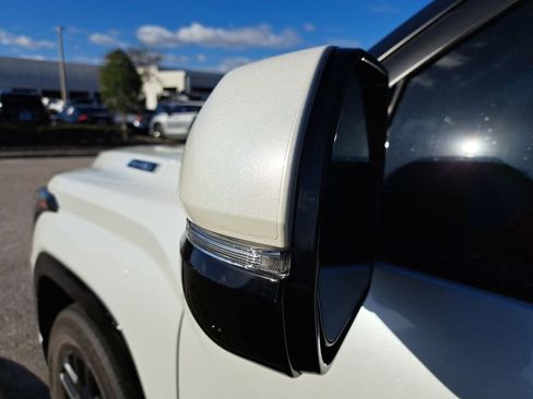 Certified 2024 Toyota Sequoia Platinum image 3