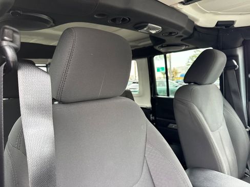 Used 2014 Jeep Wrangler Unlimited Sport w/ Quick Order Package 24S image 14