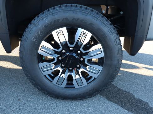 New 2026 GMC Sierra 3500 Denali w/ Denali Reserve Package image 22