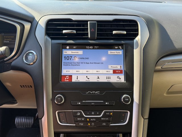 Used 2019 Ford Fusion SE FWD image 20