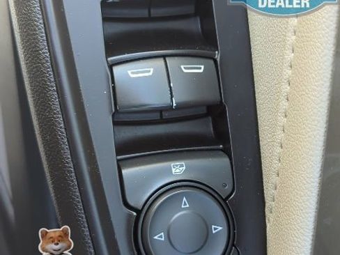 Used 2023 Chevrolet Traverse LS image 13